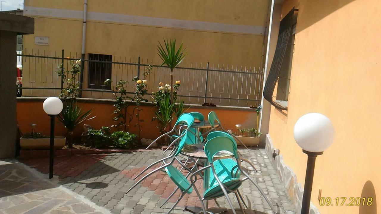 B&B Madau Samugheo Ngoại thất bức ảnh