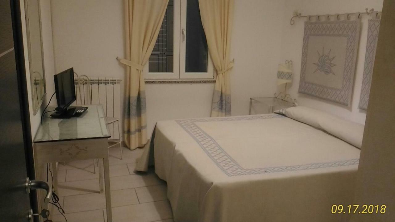 B&B Madau Samugheo Phòng bức ảnh